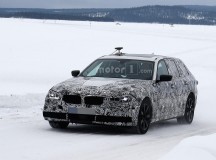 2017 BMW 5-Series GT Spy Shots (15)