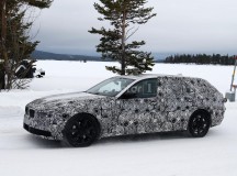 2017 BMW 5-Series GT Spy Shots (1)
