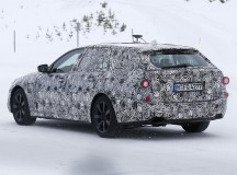 2017 BMW 5-Series GT Spy Shots (3)